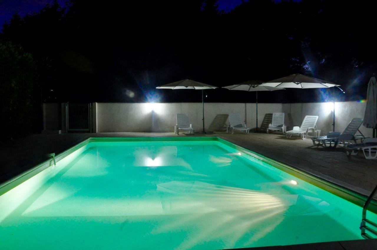 Chez Fins Bois Bed & Breakfast Nere Luaran gambar