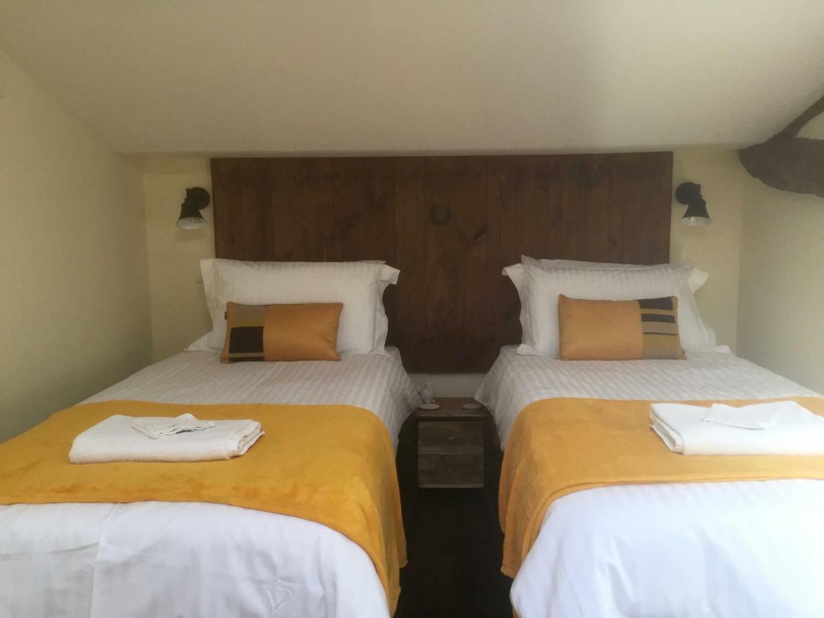 Chez Fins Bois Bed & Breakfast Nere Luaran gambar